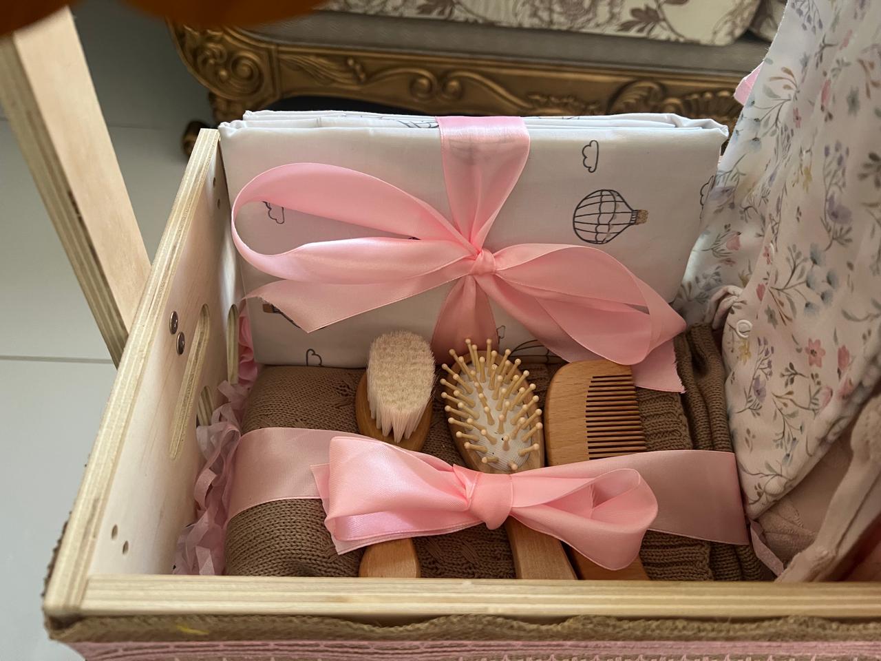 Little Wardrobe Baby Girl Crate view 6